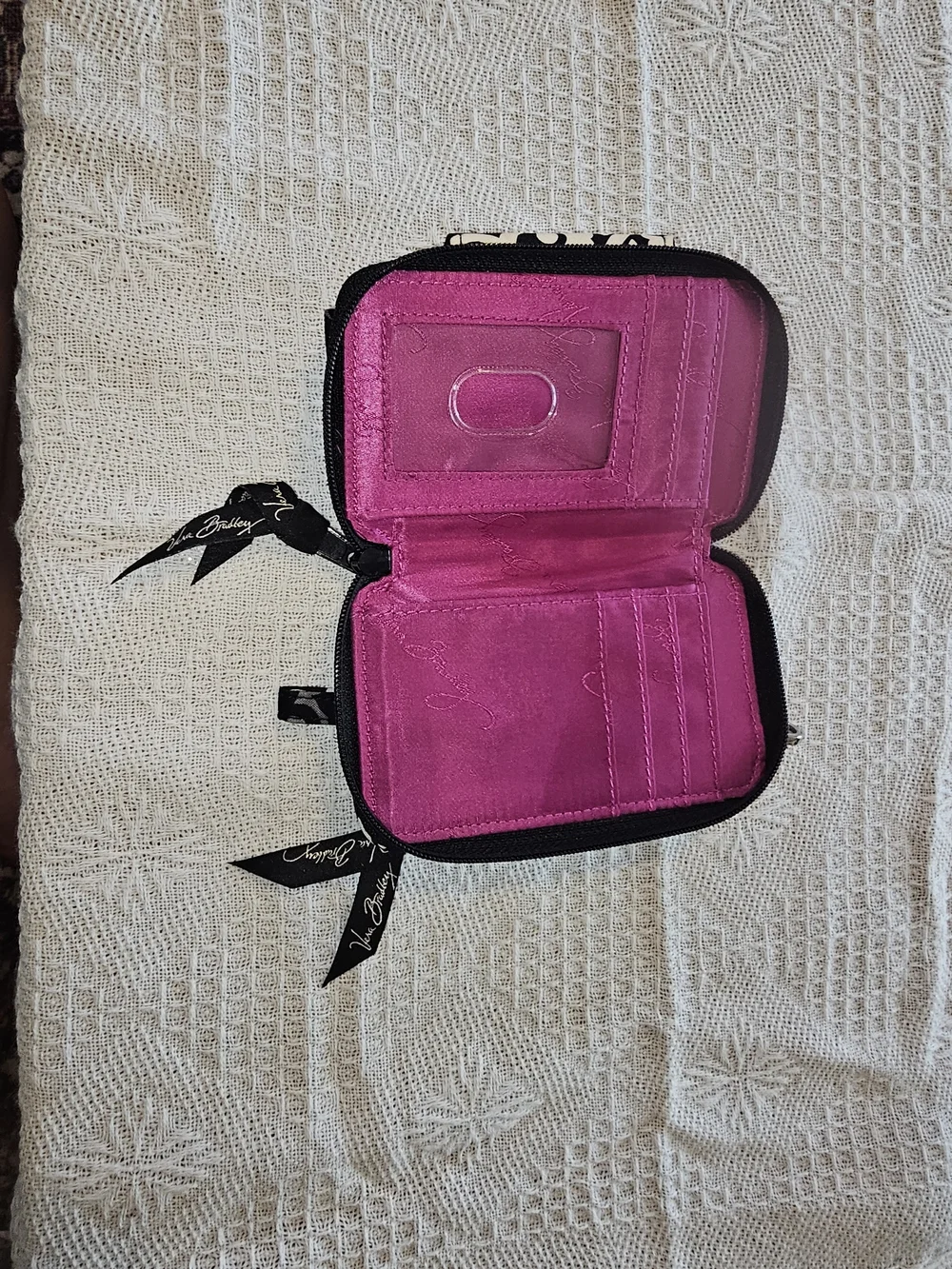 Vera Bradley Black, White & Pink Quilted Wristlet - Picture 7 of 11